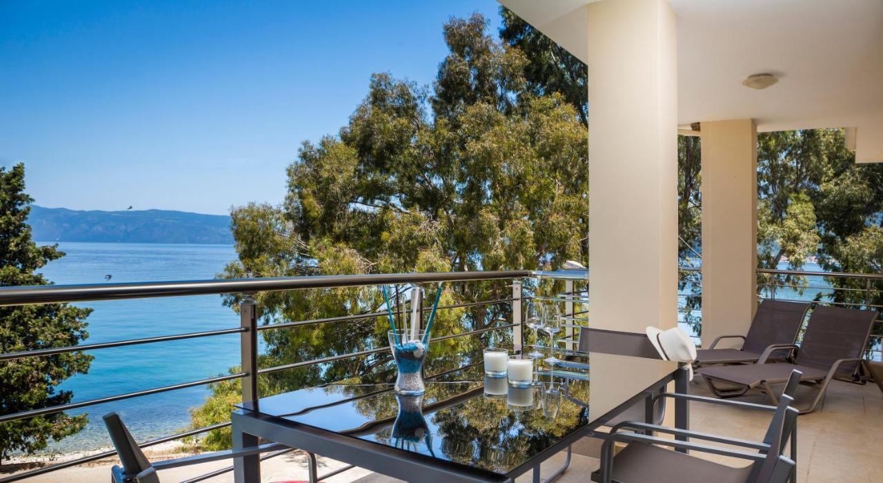Eucalyptus Suite Sea View Karavomylos Esterno foto