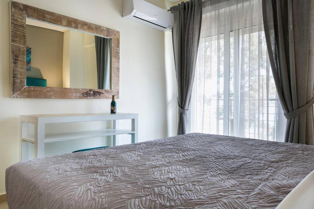 Eucalyptus Suite Sea View Karavomylos Esterno foto