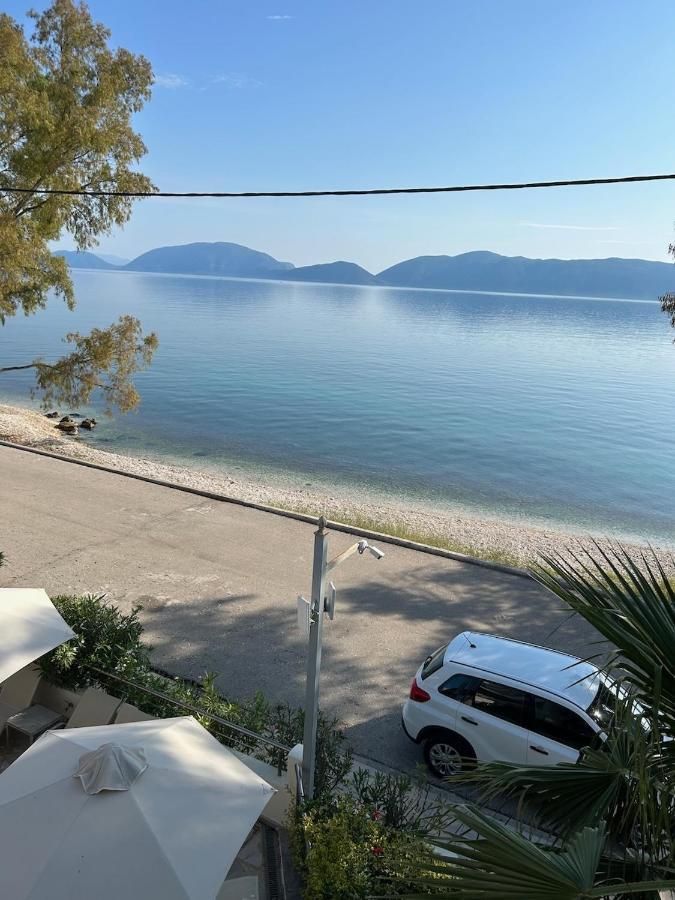 Eucalyptus Suite Sea View Karavomylos Esterno foto